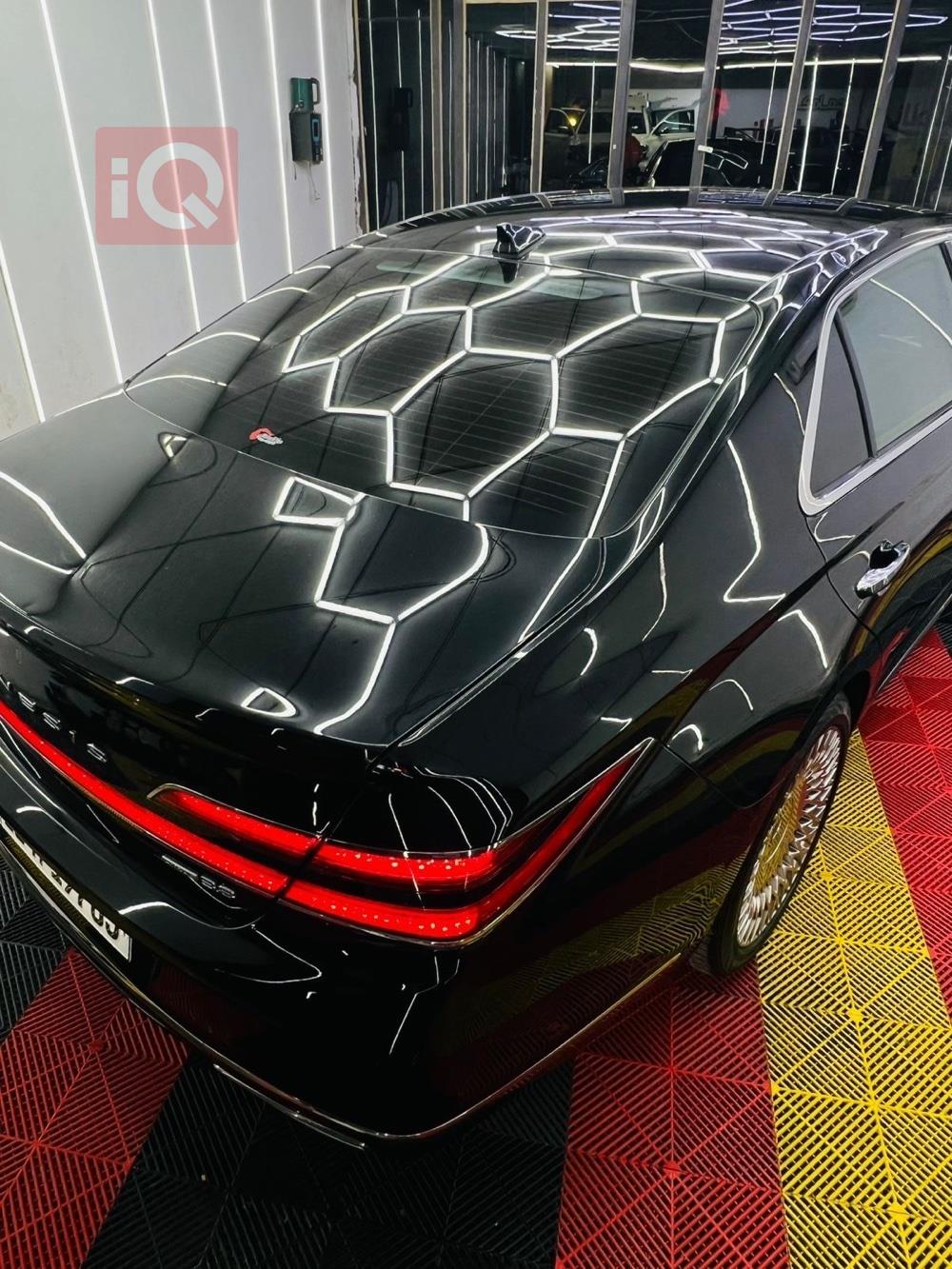 جنسس G90